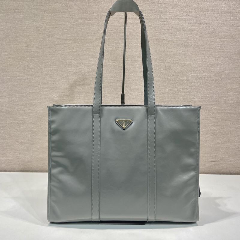 Pra*a tote bags